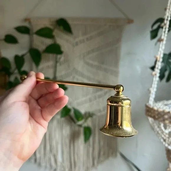 Vintage Gold Candle Snuffer - Elegant Brass Metal Candle Extinguisher Tool - Picture 8 of 10